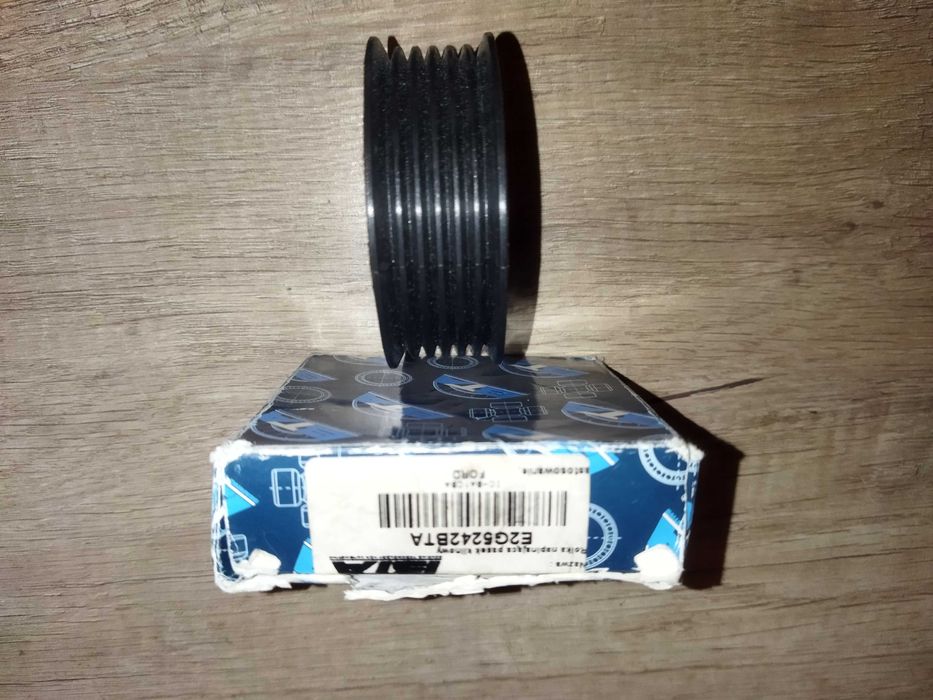 Ролик BTA натяжной поликлинового ремня.