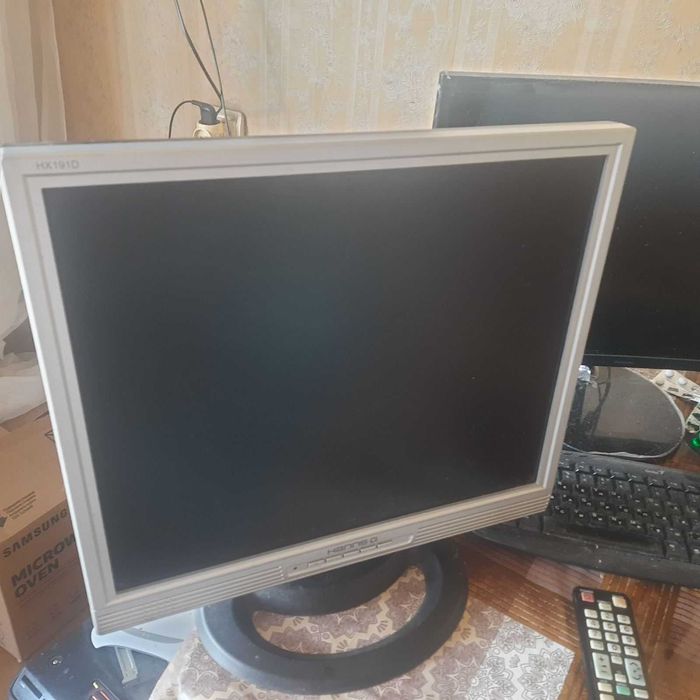 Монітор 19" Hanns.G HX191D