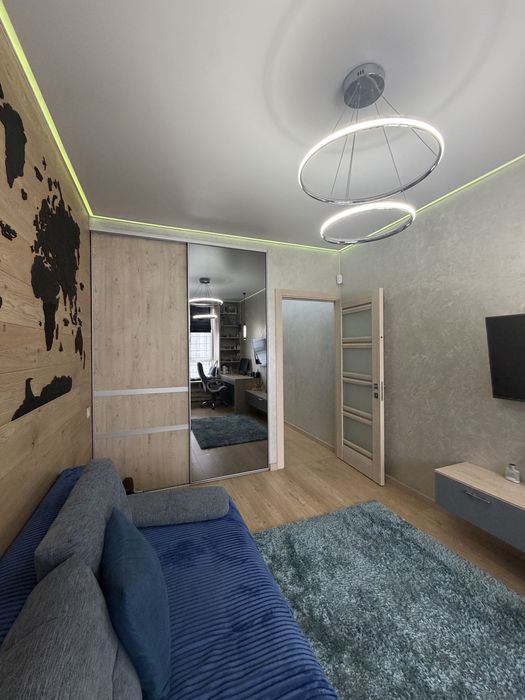 Від власника 2к + кухня-вітальня 80 м² | Новий ремонт