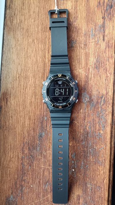 Casio AE-1700H All Black Bezel Preto e Dourado - Novo e Original