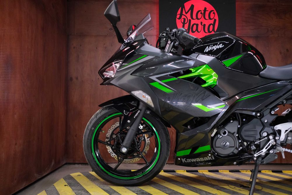 Kawasaki  Ninja 400 із Японії
