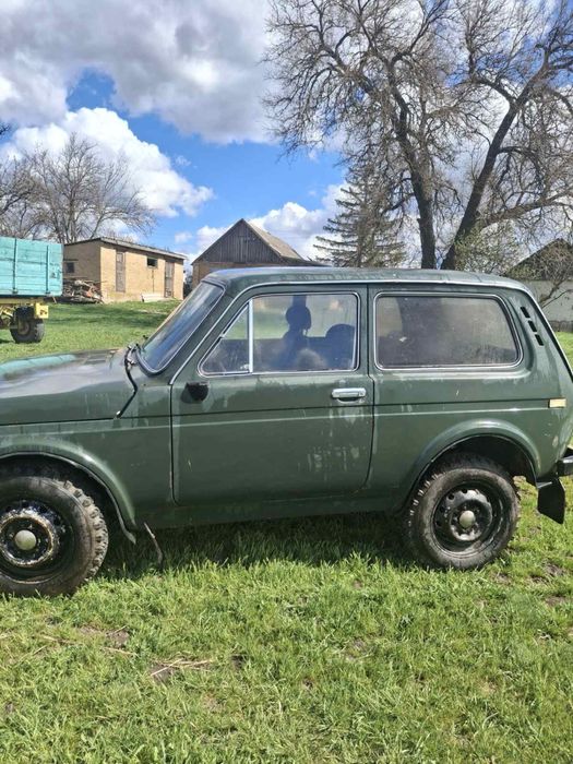 Продам Ниву Ваз 2121