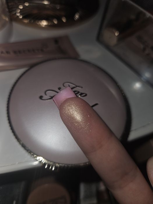 Rozswietlacz  Too Faced