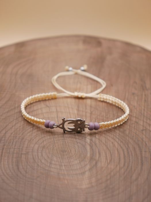 Beżowa bransoletka sowa makrama handmade rękodzieło