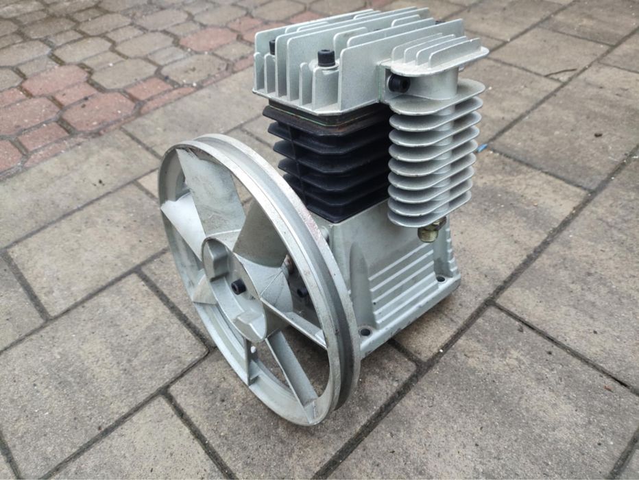 Pompa sprężarki 2-tłokowa do malowarki drogowej / kompresora