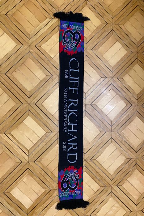 Szalik jubileuszowy Cliff Richard 60-lecie pracy artystycznej 2018