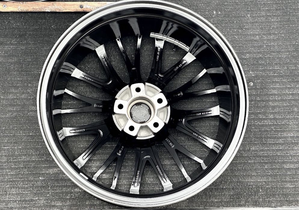 Диски R19 5/112 Audi A3 A4 A6 A8 A5 Q3 E-tron. VW Tiguan Passat B8