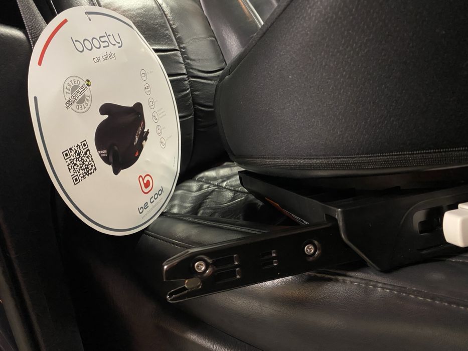 Assento crianca com isofix NOVO NA CAIXA