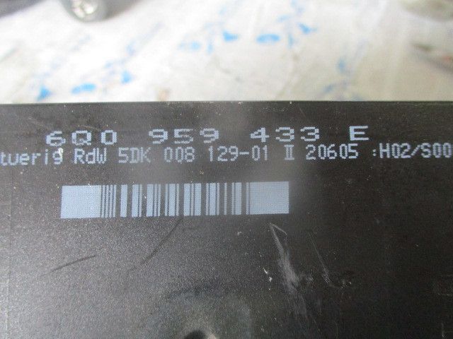 Centralina motor / ECU VOLKSWAGEN Polo (9N)