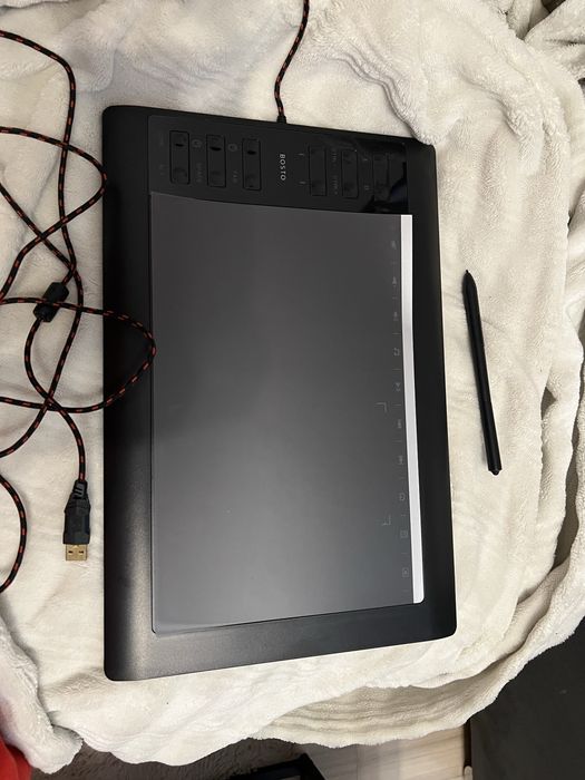Tablet graficzny Bosto