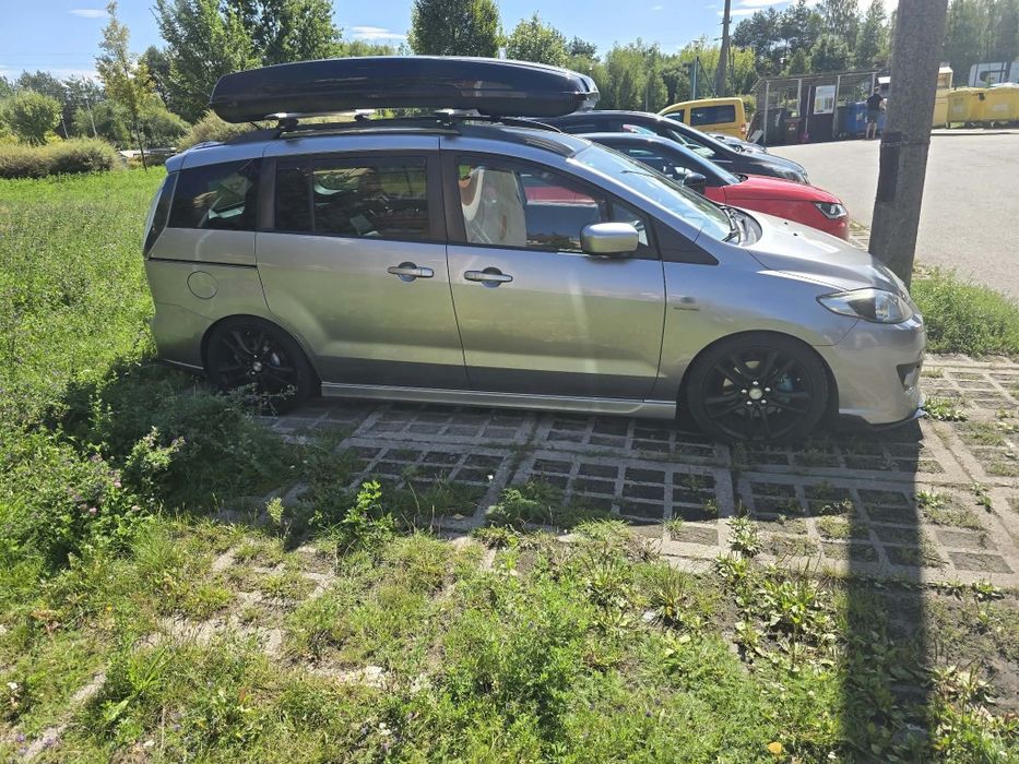 Mazda 5      2.0 benzyna
