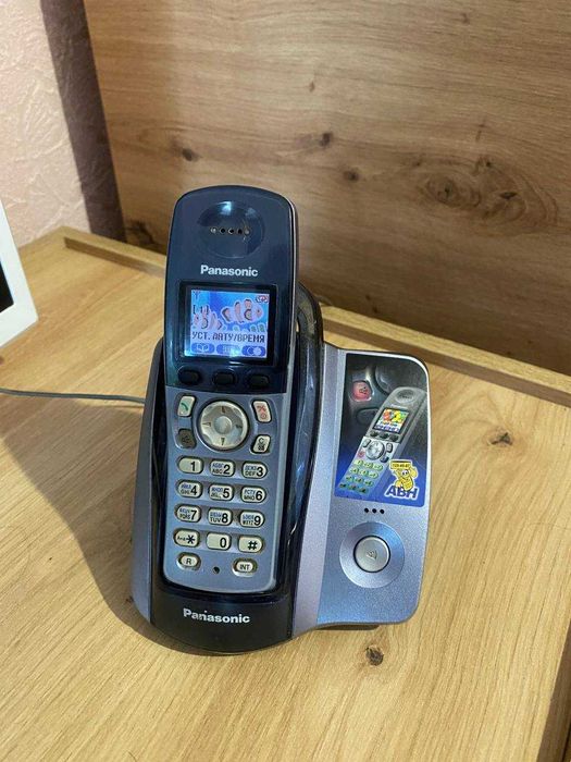 Радиотелефон Panasonic KX-TCD305UA