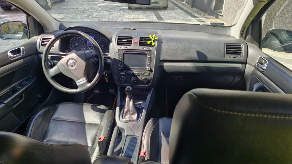 VW Golf 2.0 fsi GTI look
