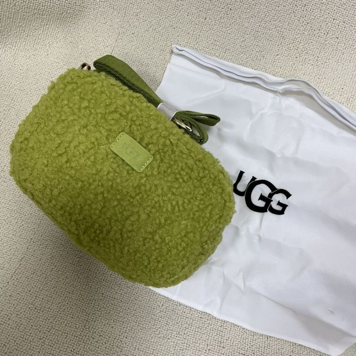 Сумка хутряна жіноча UGG