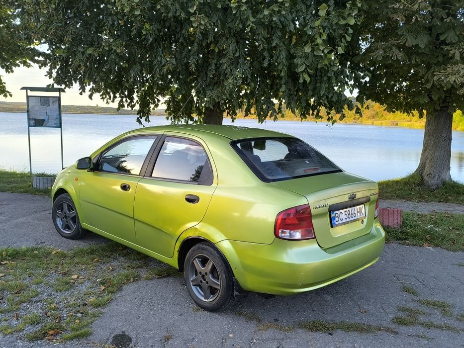 Продам Chevrolet Aveo 2004 року