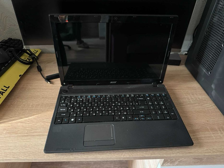 Acer Aspire 5733Z
