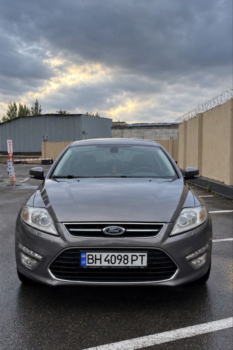 Ford Mondeo 4 2011р. 2.0 бензин