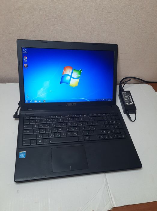 Ноутбук ASUS X55A*/  Intel / 4 Gb./ Hdd 640 Gb КамераРобоча