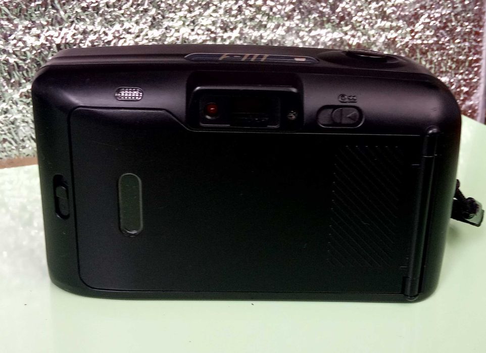 пленочный фотоаппарат Samsung F-111.