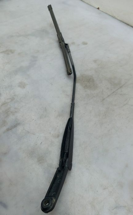 Haste / braço de escova limpa vidros frente direita LANCIA Delta III (