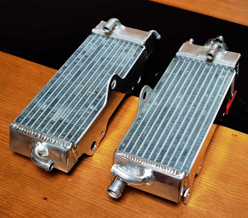 Radiadores Yamaha YZ125 YZ250 de 1993 a 1995 Alumínio Performance