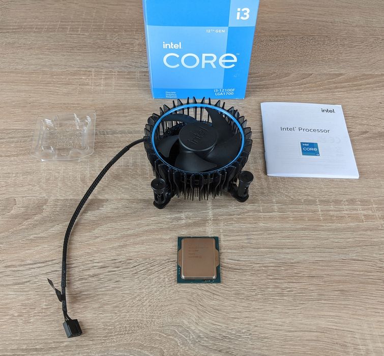 Процесор i3 12100f