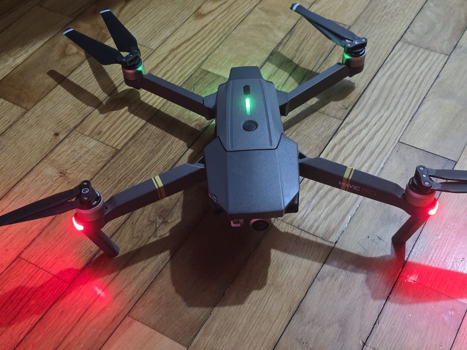 Dji mavic pro  .