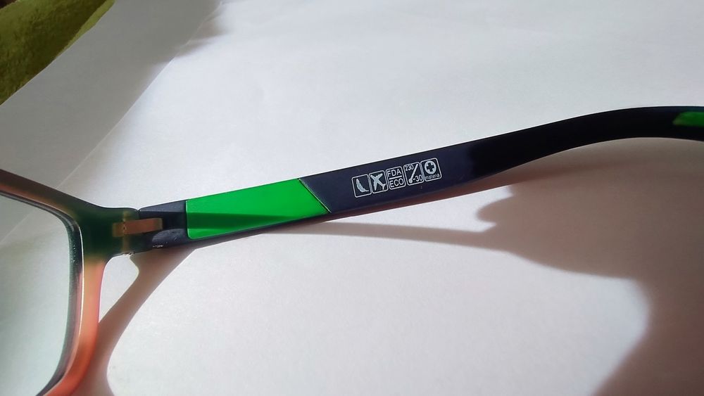Oprawki Solano dziecięce nowe, materiał eko