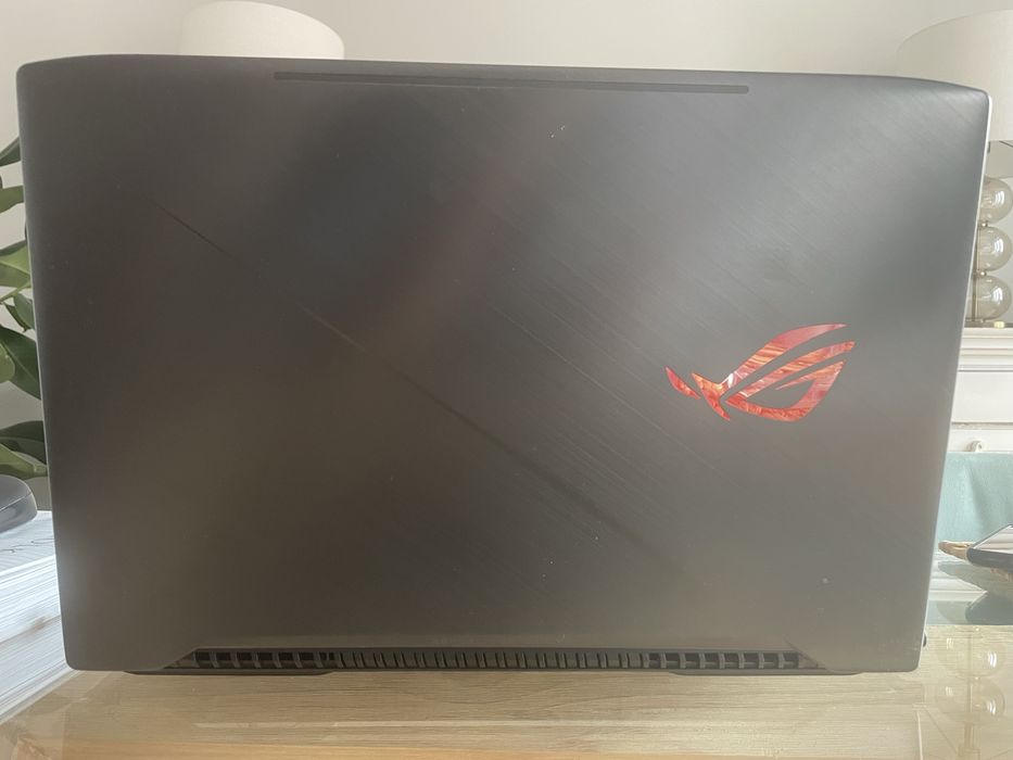 Computador Gaming ASUS GL703GE