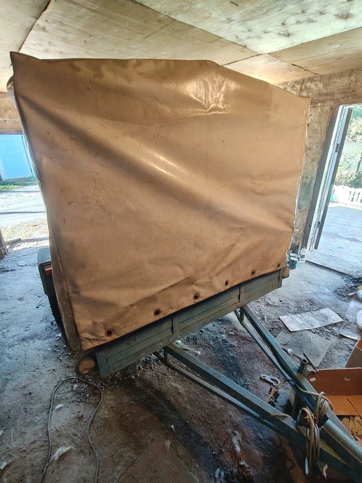 Причіп автобільний