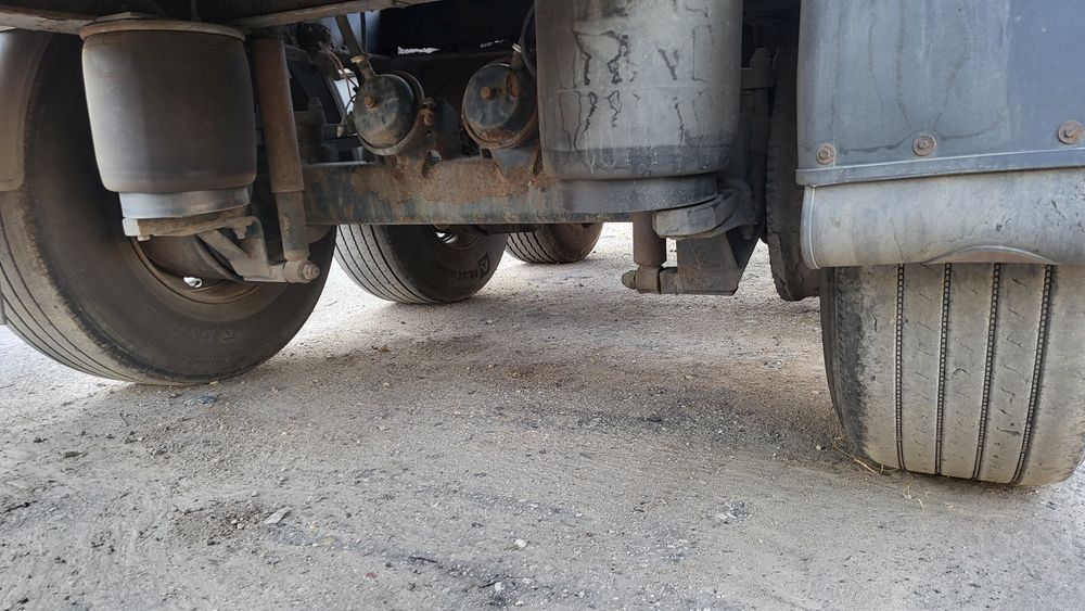 Полуприцеп контейнеровоз комплект