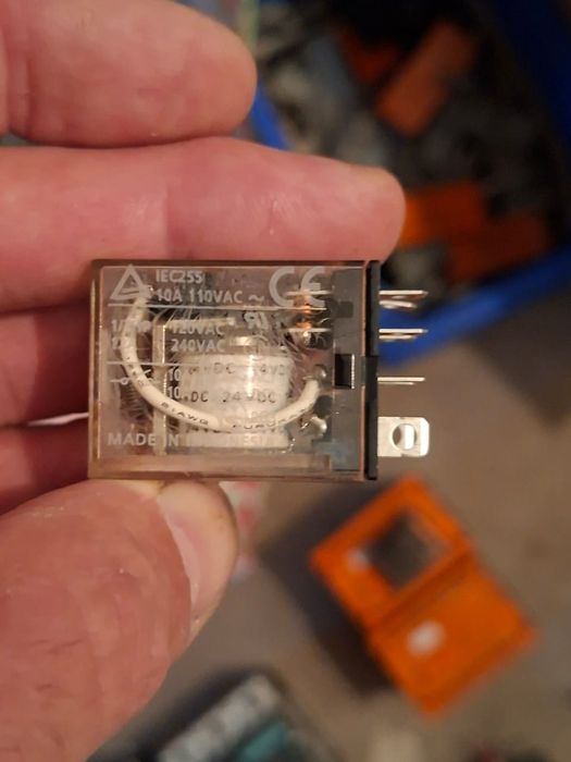 Реле Omron, Dpdt, 120 В переменного тока, 28 В постоянного тока, 15 А