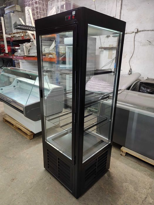 Кондитерська холодильна шафа-вітрина ТЕХНОХОЛОД АРКАНЗАС б/в