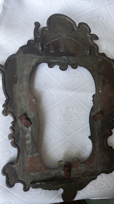 Антикварная рама для зеркала.