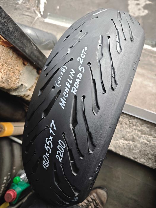 Мото шина резина спорт 180/55 R17 задняя с Германии