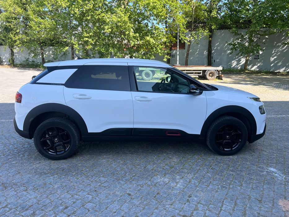 Citroën C4 Cactus Pure Tech 110 Stop&Start Shine