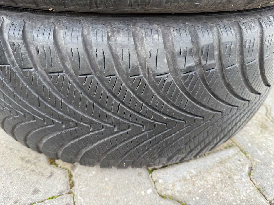 2 pneus 225/45 r18 semi novos