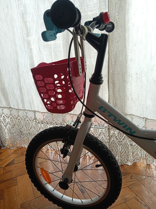 Bicicleta BTWIN de Criança 16 polegadas 4-6 anos 16 cor Branco
Bicicle