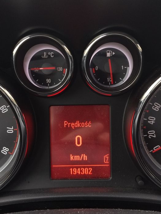 Opel Astra J 1,6 Turbo OPC