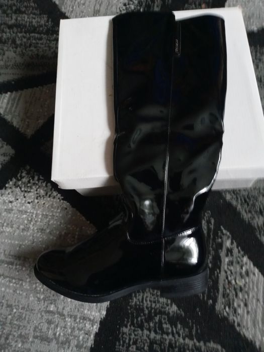 Kozaki czarne lakierowane