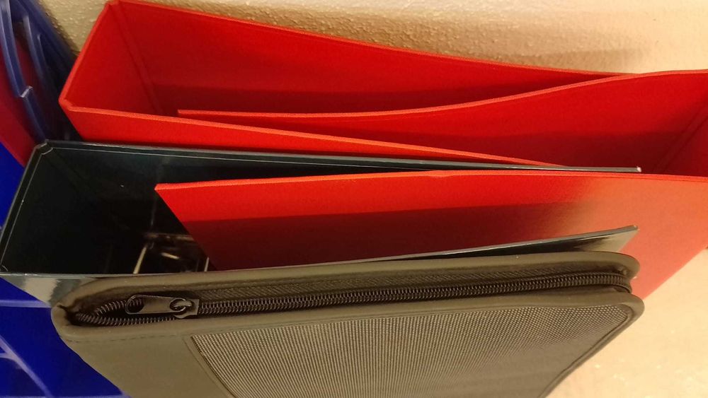 Material Escolar. Regresso às Aulas Lote Esferográficas novas.