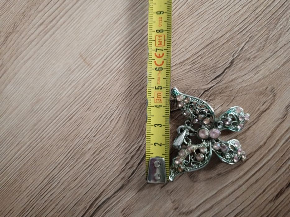 Wisiorek motyl ozdobna