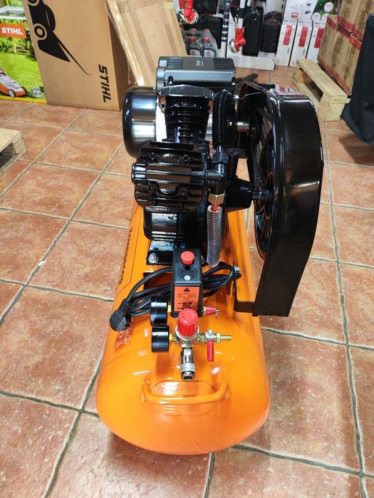 Компрессор Powercraft АС-10030 /100L/2х цил/ременной/пл.упаковка/219