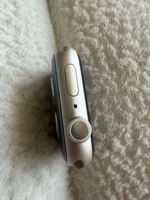 Apple Watch 8 45mm Srebrny- stan idealny