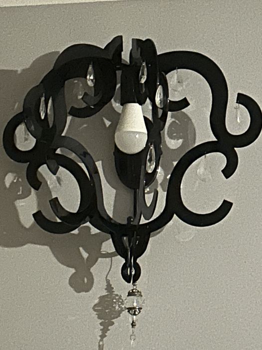 Komplet , 2 zyrandole, 1 lampa stojaca, 1 kinkiet