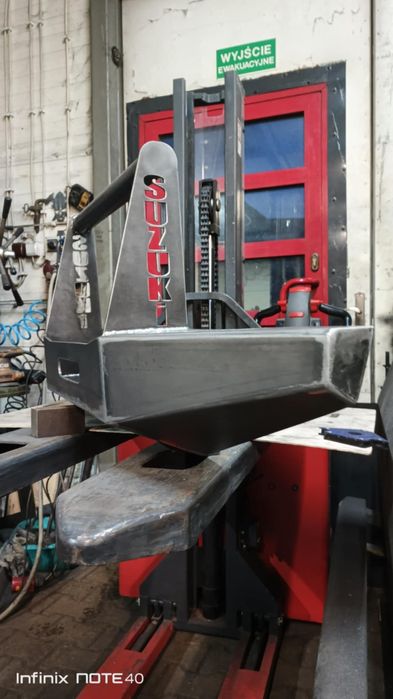 Zderzak pod wyciągarkę do samuraia samuraja w elementach do spawania