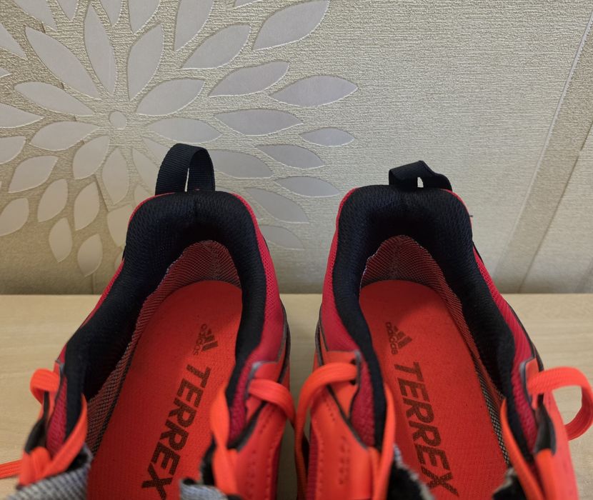 Чоловічі кросівки Adidas Terrex Gore-tex оригінал розмір 46