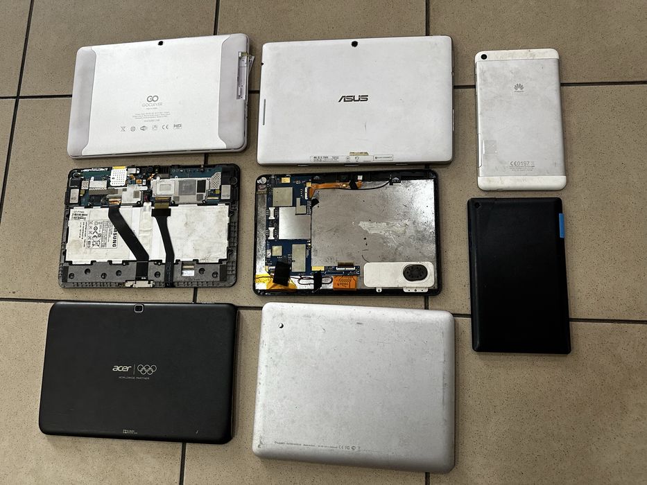 Планшеты одним лотом