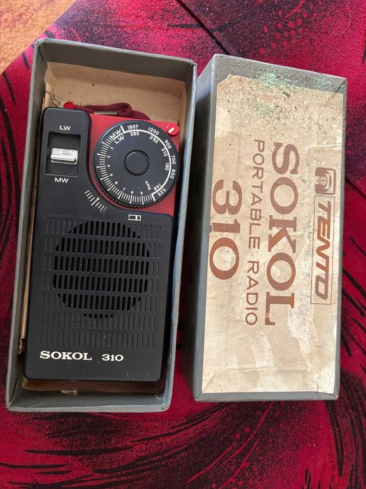miniaturowe, przenośne radio tranzystorowe Sokol 310
