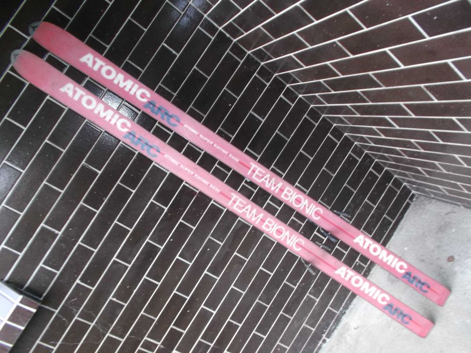 Narty Atomic ARC 180 cm, wiązania Tyrolia 260